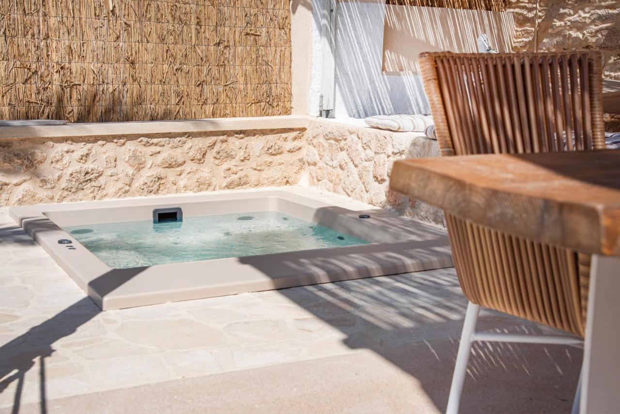 Terra E Sole Spa Suite Aegina Vathi  ภายนอก รูปภาพ